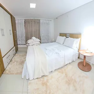 Apartamento Maviane Executive, Treze Tílias
